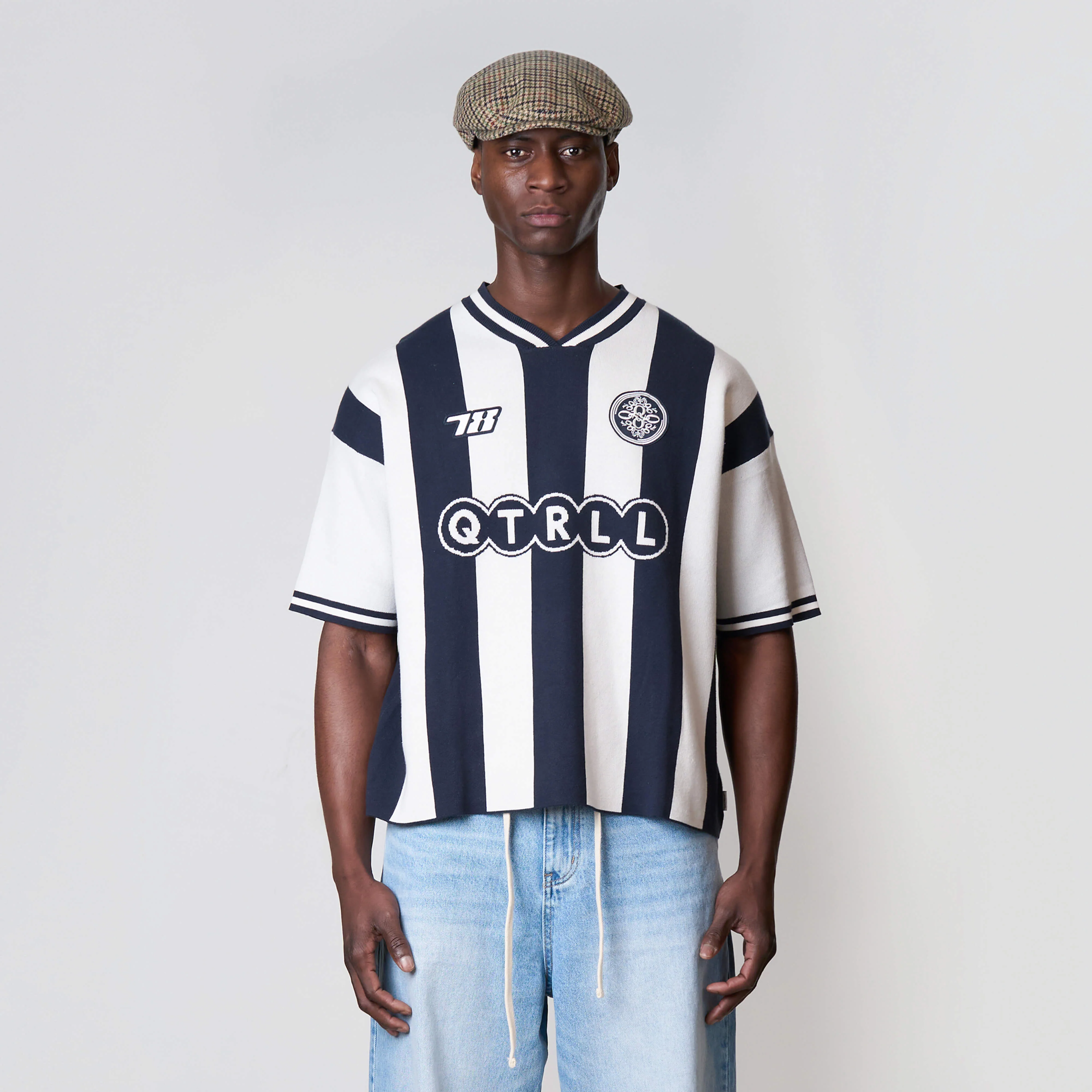 ALESSIO KNITTED POLO | WHITE / NAVY - Image 7
