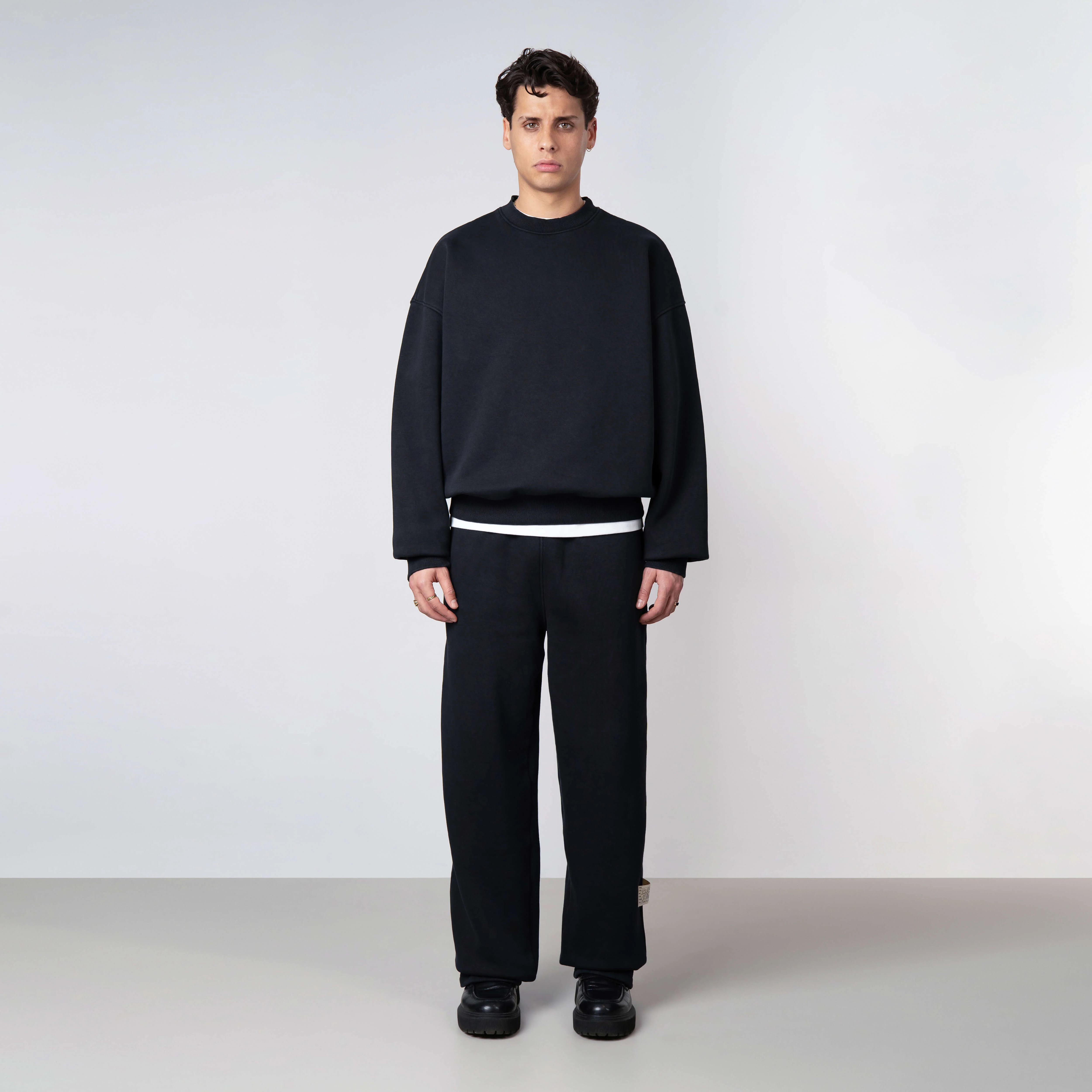 BLANK CREWNECK | WASHED BLACK - Image 8