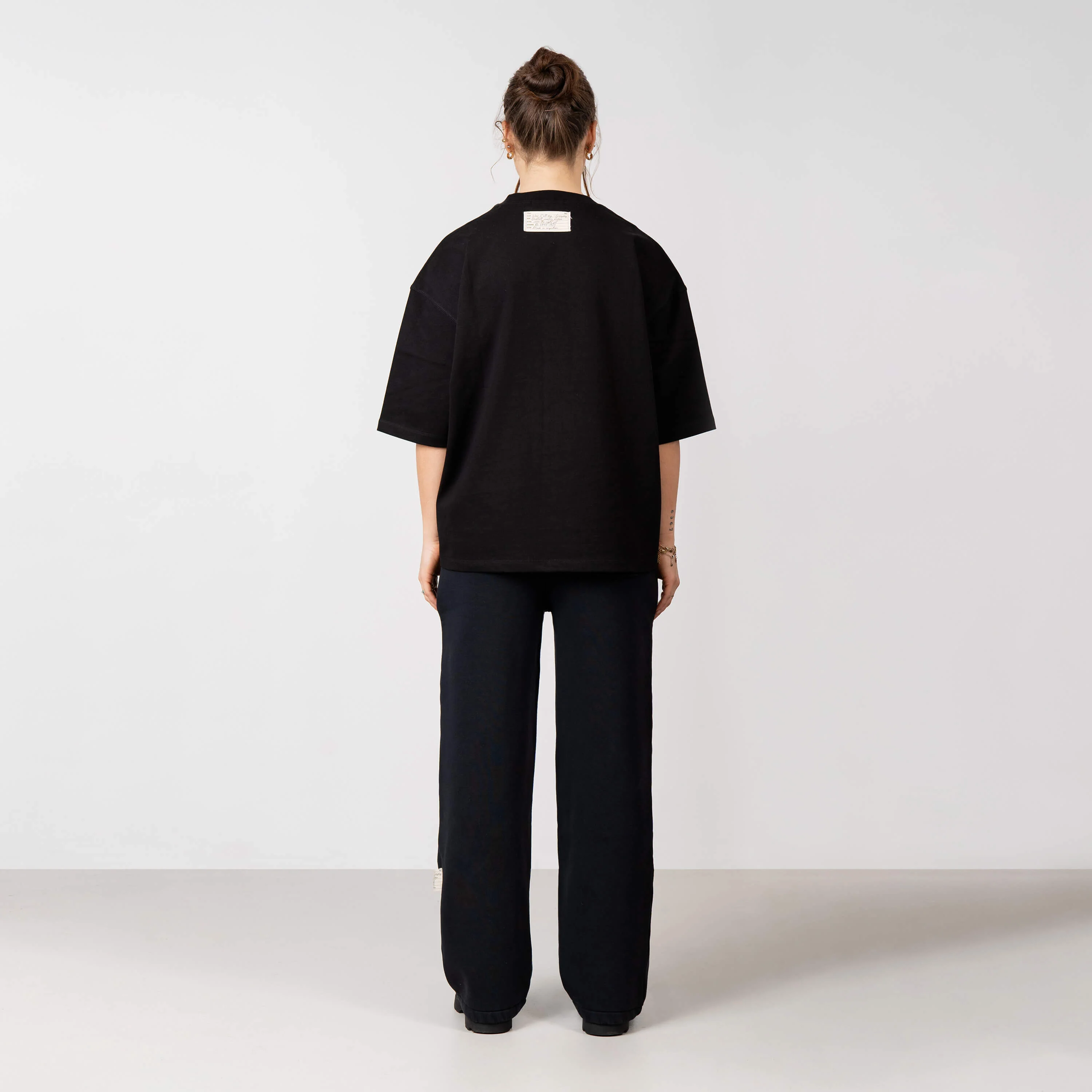 BLANK TEE | BLACK - Image 5