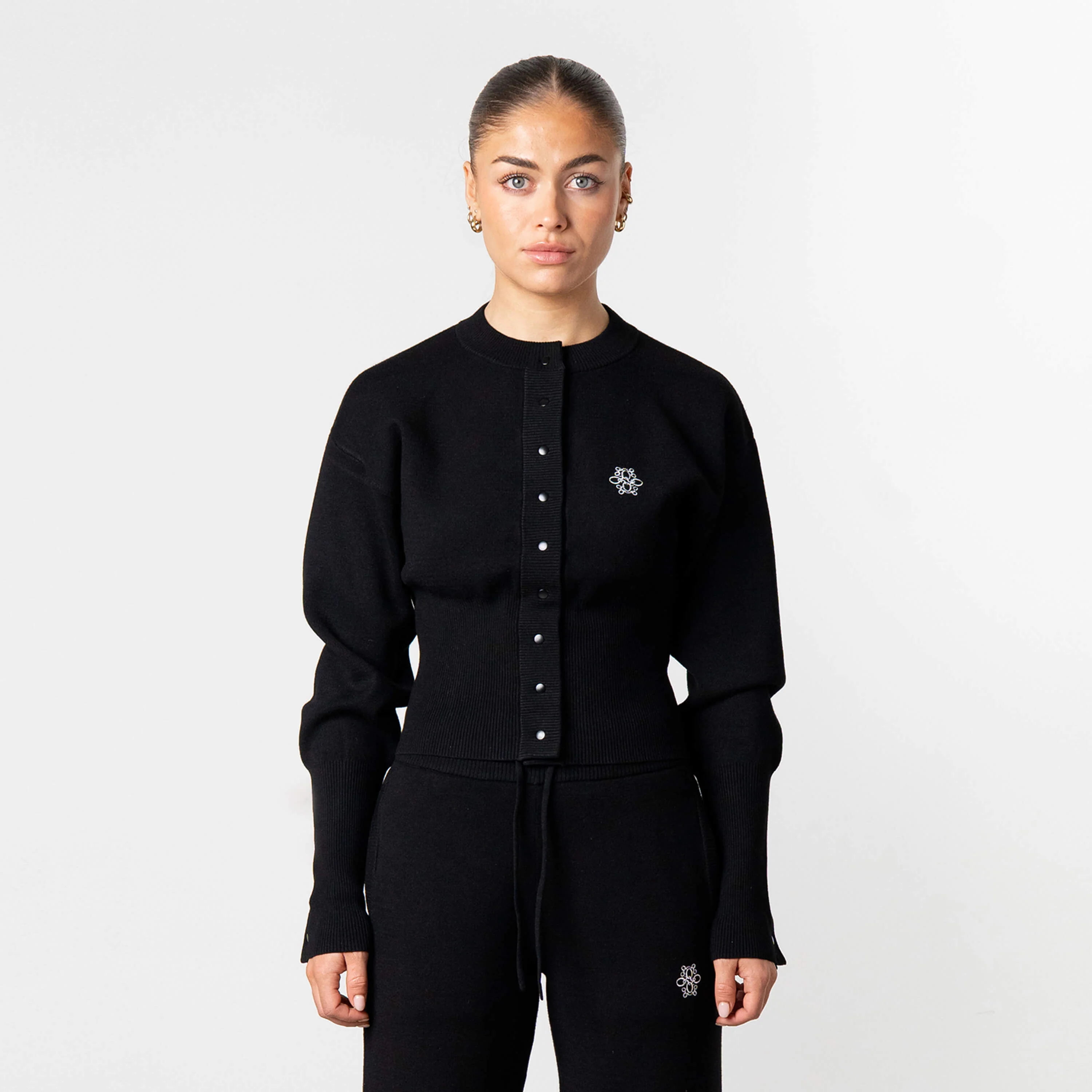 CHLOE KNITTED SET | BLACK/WHITE - Image 4