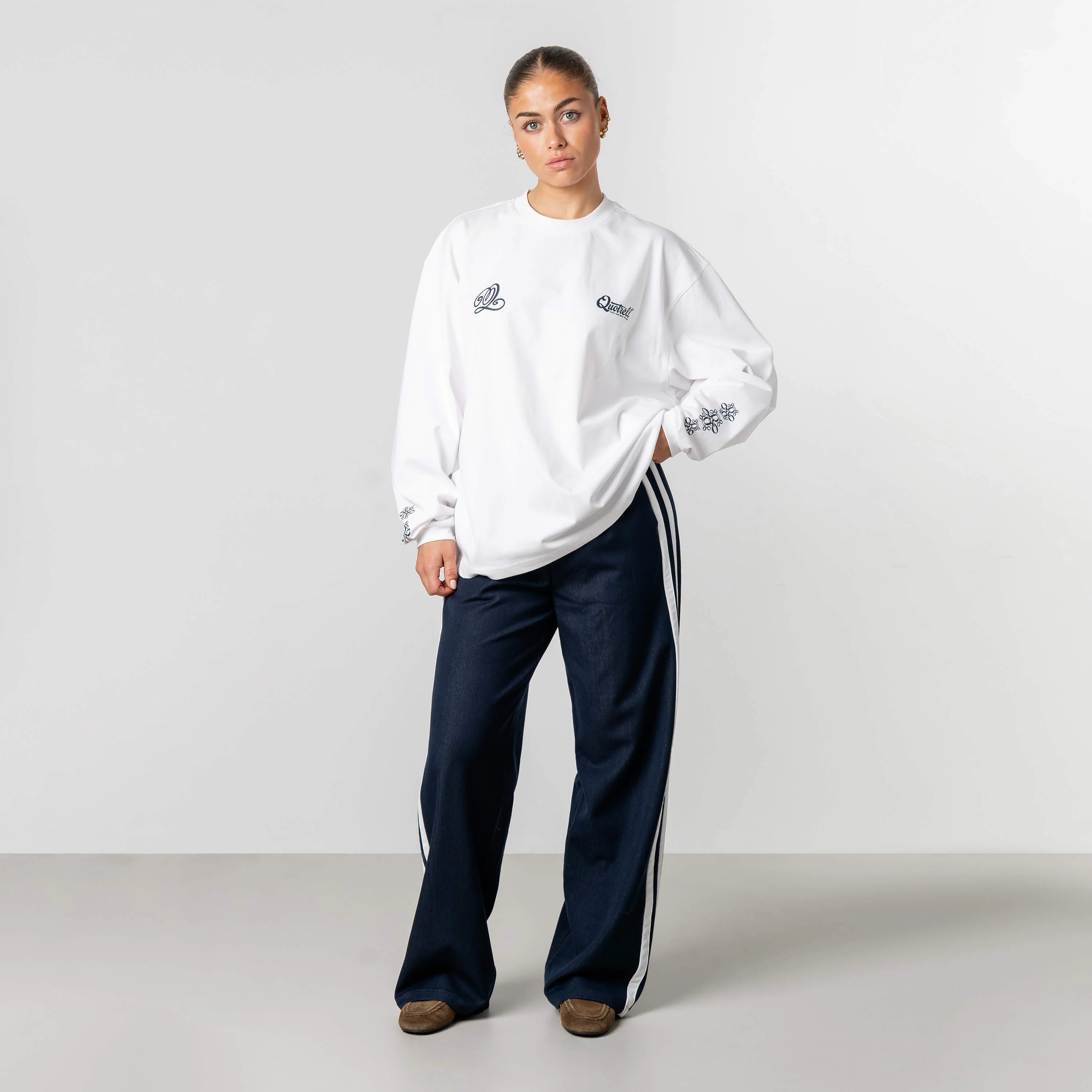 LOUIS LONGSLEEVE | WHITE/NAVY - Image 4